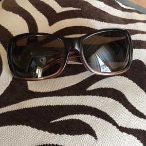 Brown FLY GIRLS Sunglasses with case Like New